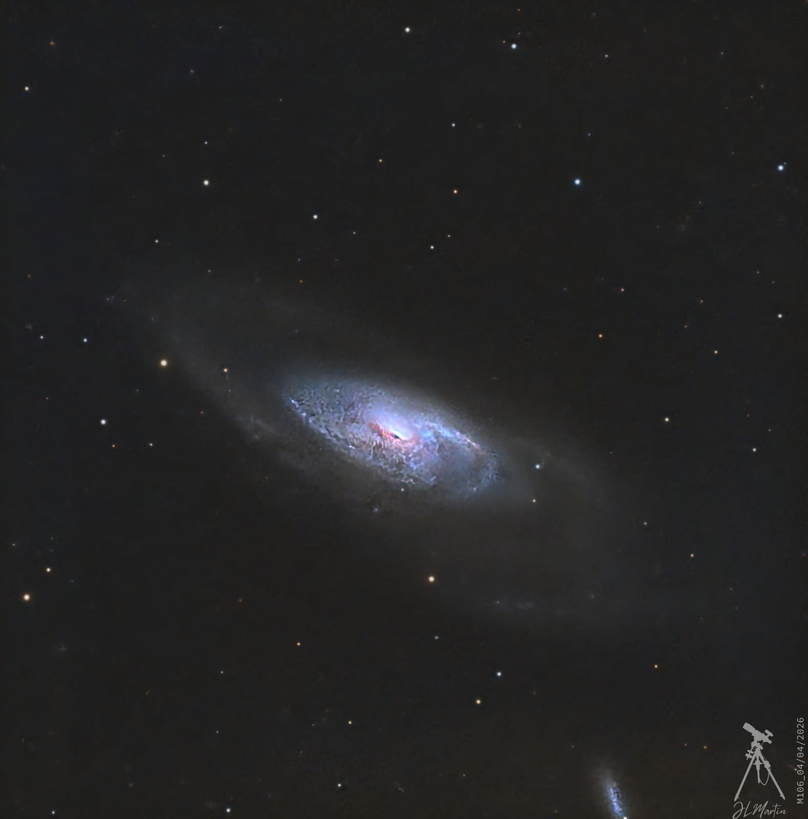 Galaxia M106 — Foto: José Luis Martín